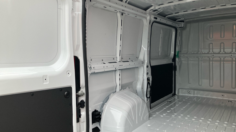 Citroen Relay 3500 L2 Diesel 2.2 BlueHDi 140 H1 Van Enterprise